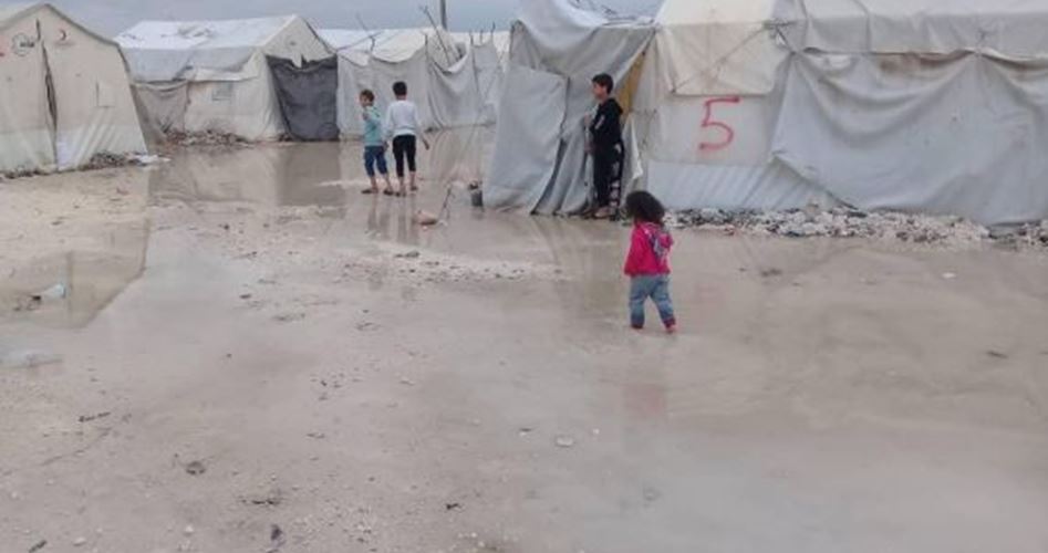 مخيم دير بلوط