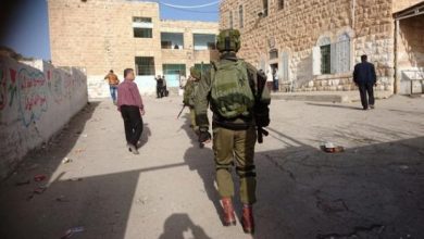 الاحتلال يداهم مدرسة النهضة