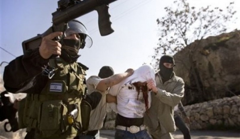 القبض عن فلسطيني