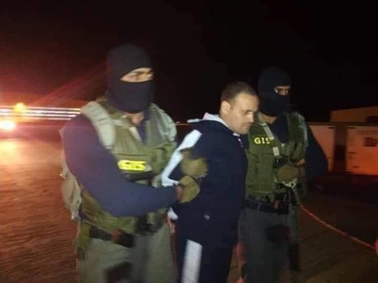 هشام العشماوي