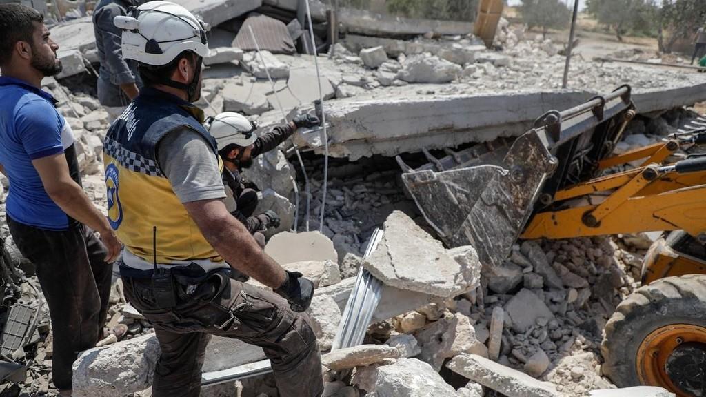 مقتل أمّ وأولادها الـ 6 في غارات جوية بسوريا