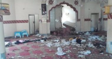 مقتل شقيق زعيم حركة طالبان في إنفجار مسجد بباكستان أمس