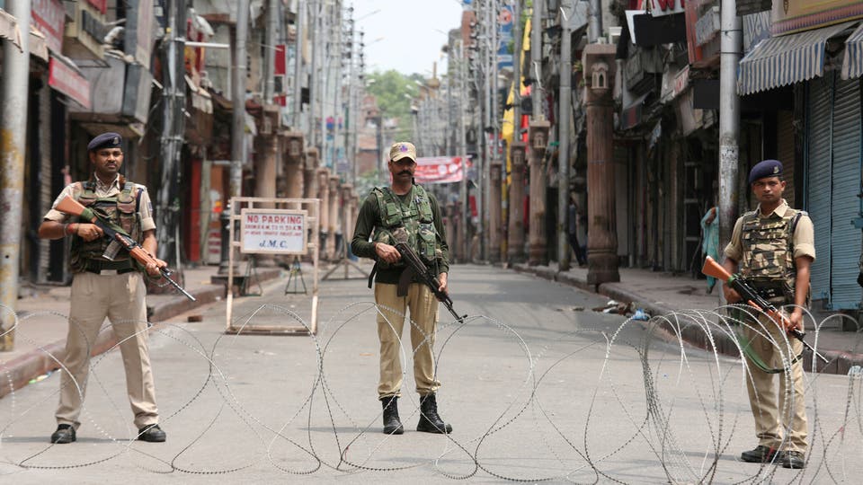 محمد عياد يكتب.. لا تسألوا الهند عن بغيها