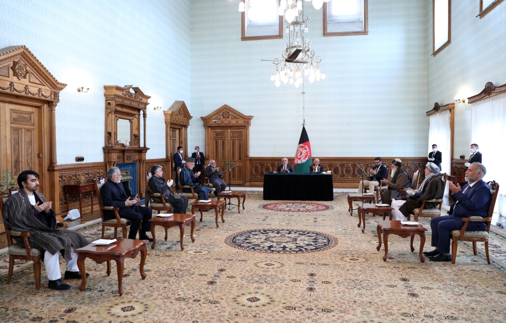 اتفاق على تقاسم السلطة في أفغانستان