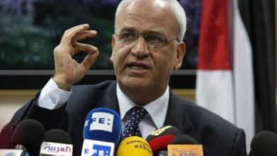 د صائب عريقات