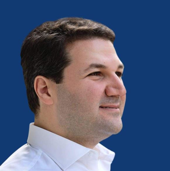 نديم الجميل