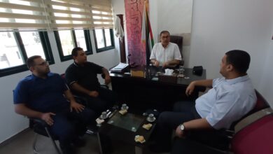 وفد حركة المقاومة الشعبية يلتقي رئيس مجلس العلاقات الدولية