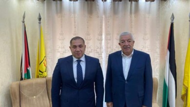 نائب رئيس حركة "فتح" محمود العالول يلتقي السفير المصري لدى دولة فلسطين