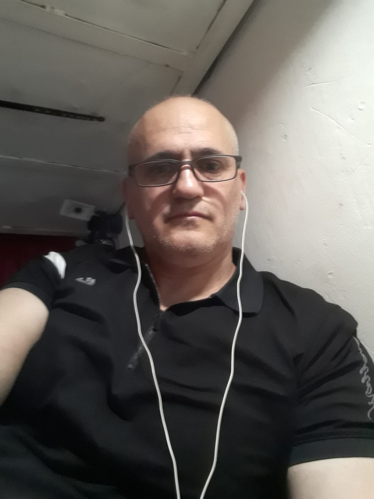 الأسير منذر خلف مفلح