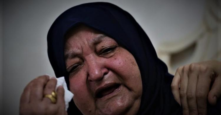 والدة الشهيد ناصر أبو حميد